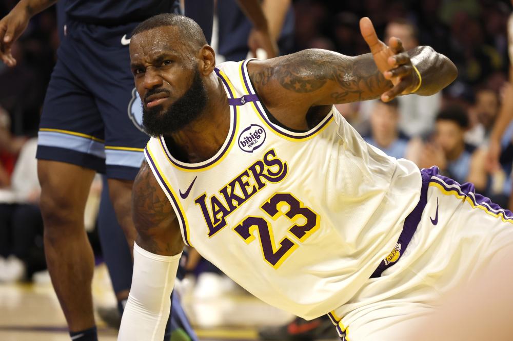 攻守兼备的 攻守兼备的